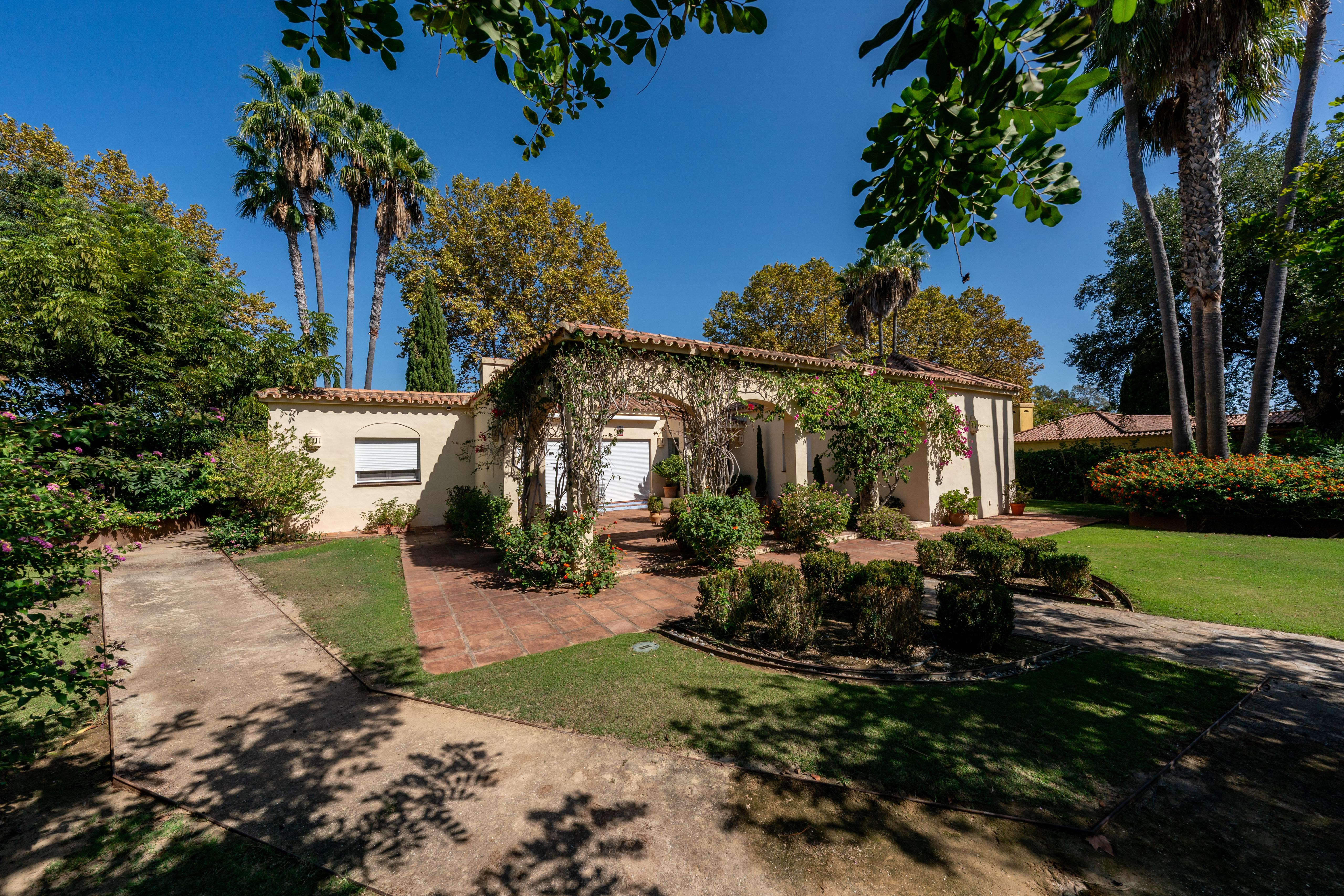 Villa · Sotogrande · (RH47)