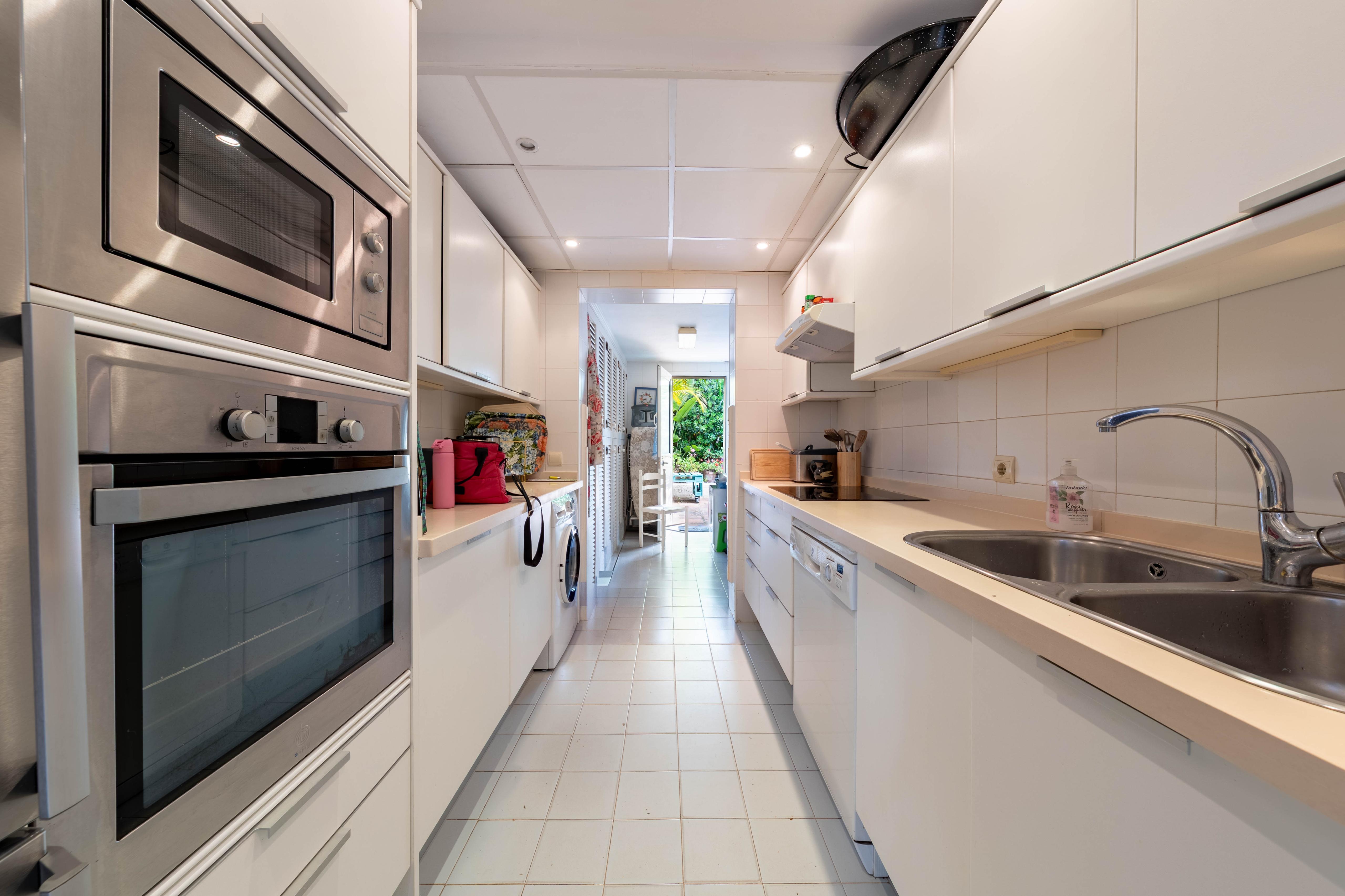 Villa · Sotogrande · (RH47)