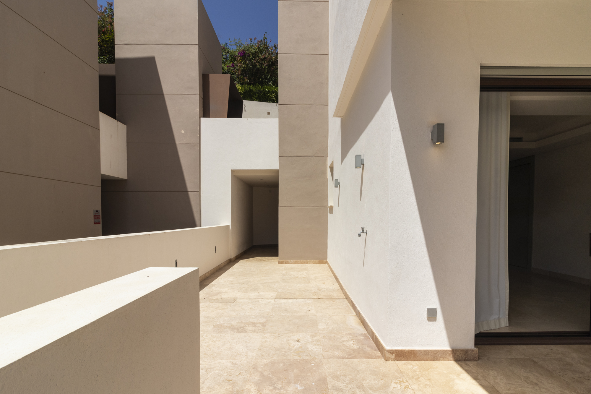 Semi Detached House · Marbella · (963-00004P)