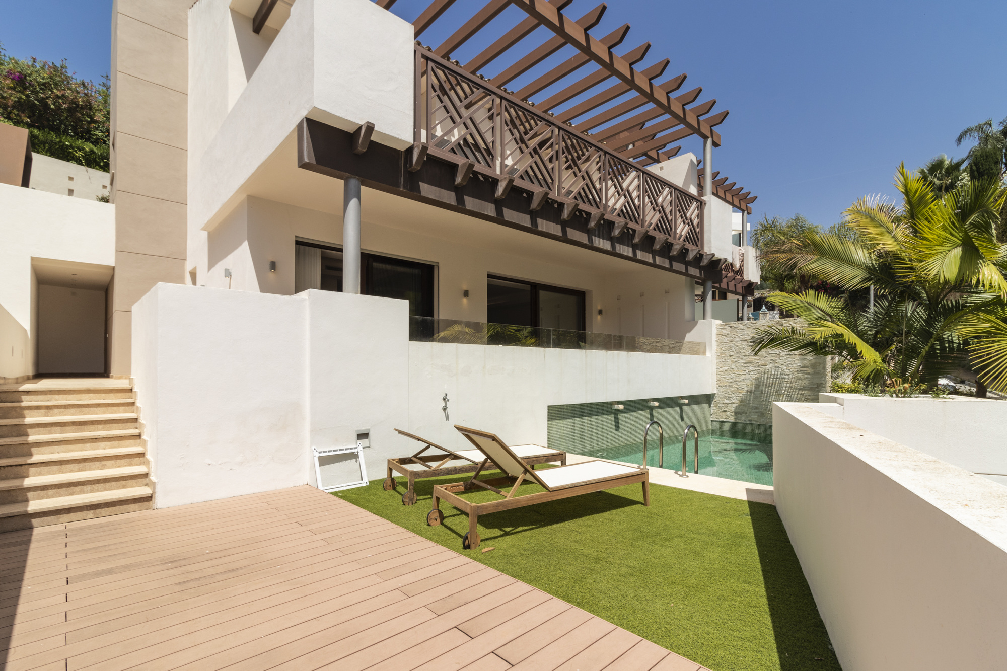 Semi Detached House · Marbella · (963-00004P)