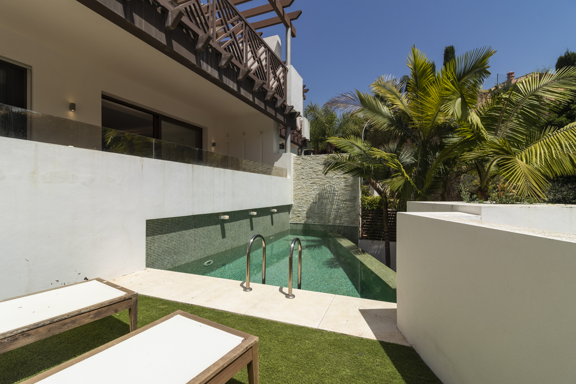 Semi Detached House · Marbella · (963-00004P)
