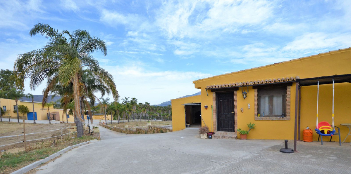 Finca · Mijas · (R4332358)