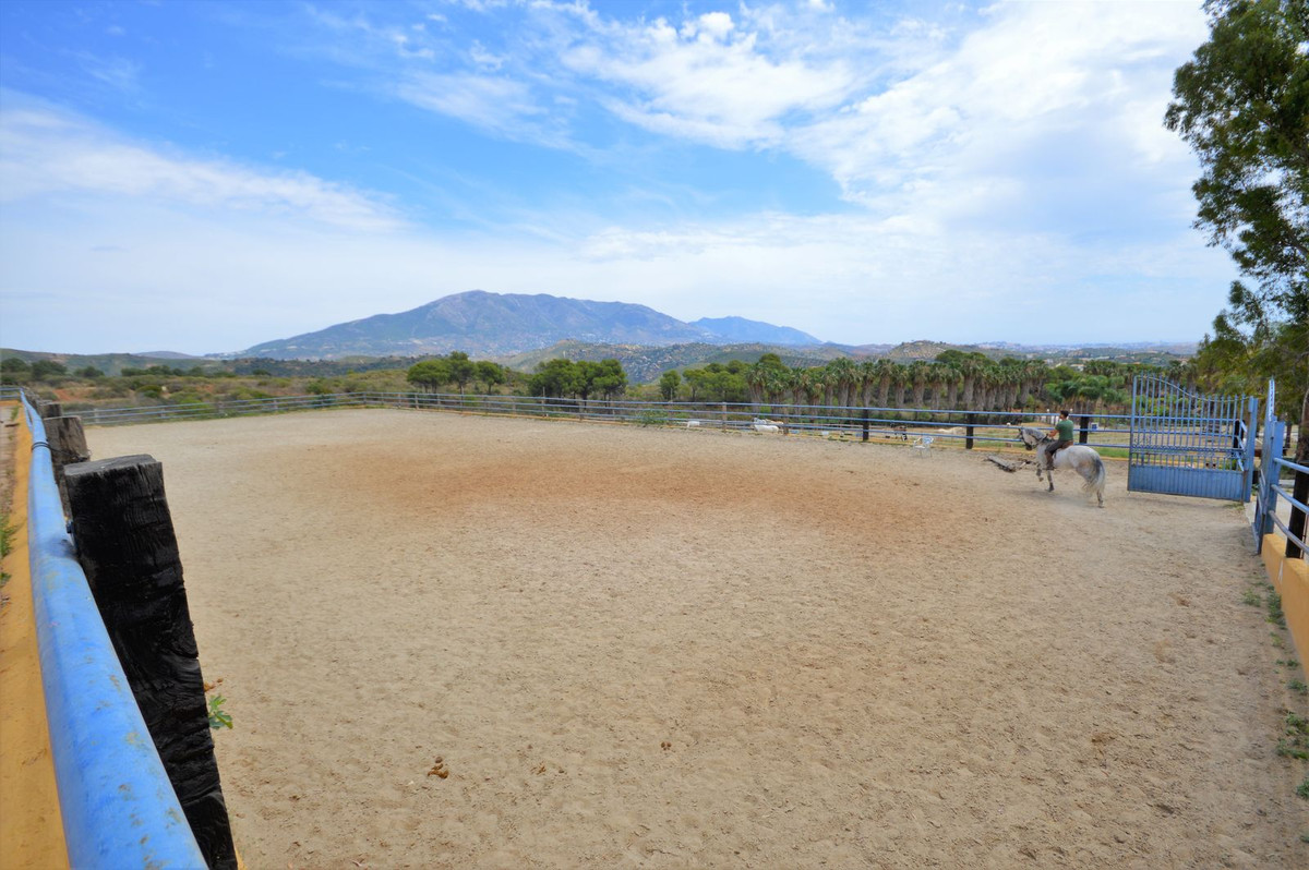 Finca · Mijas · (R4332358)