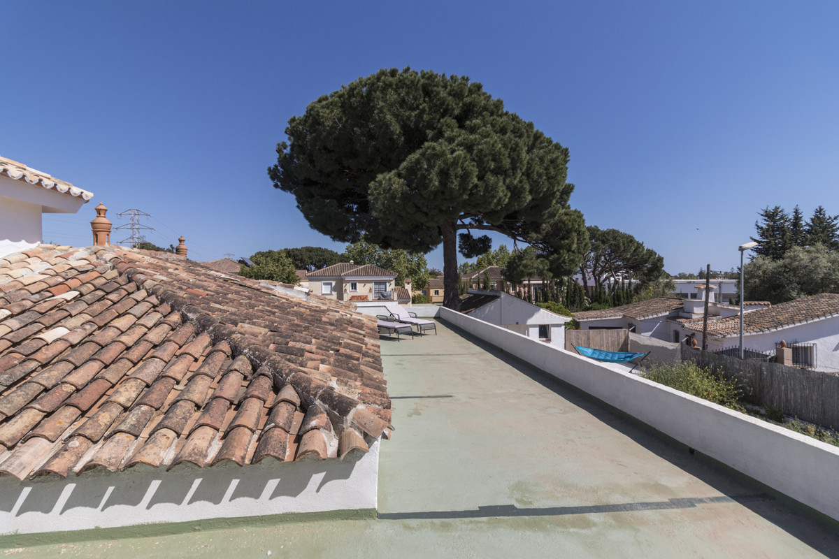 Villa · Marbella · (R4704922)