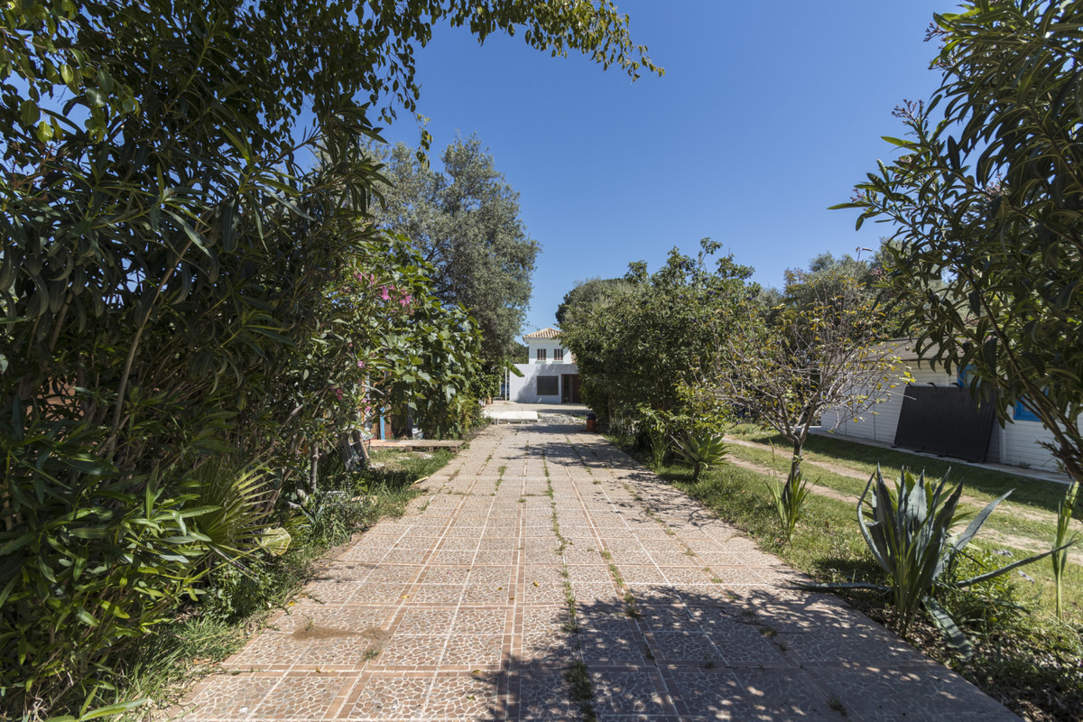 Villa · Marbella · (R4704922)