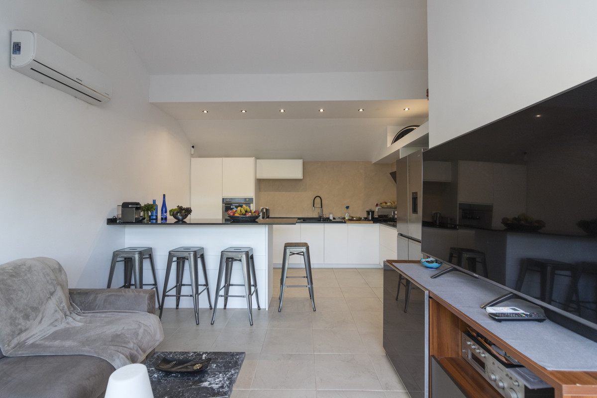 Villa · Marbella · (R4704922)